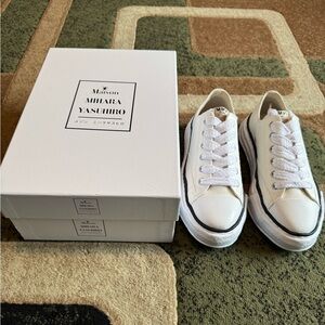 Maison Mihara Yasuhiro Peterson